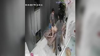 Hack camera, E học sinh vừa to đi massage bị nhân viên *** sờ mó