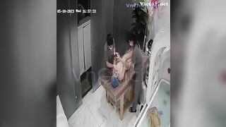 Hack camera, E học sinh vừa to đi massage bị nhân viên *** sờ mó