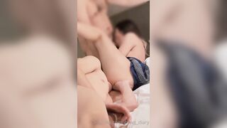 Rượu say mất trí, E gái bị *** tập thể 3 thg cùng địt nhìn tội vl