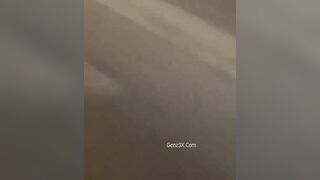 Full Clip Gái Nước Ngoài (Nga) Khoả Thân Đi Bộ Giữa Phố Nha Trang 2