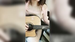 cũng là chơi đần nhưng đàn này to tròn quá