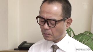Gia sư riêng, cám dỗ thân thể đầy dục vọng