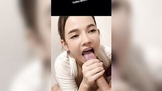 em thủ dâm trong nhà tắm bị anh hàng xóm địt em nhấc người
