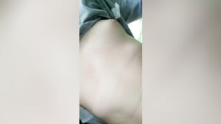 em học sinh mới lớn cởi đồ live thủ dâm