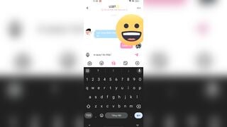 lên app chơi gặp gái manh động :))