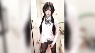 Em ladyboy cuto cực xinh khoe cu