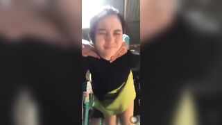 Dì út và thằng cháu họ đụ nhau ầm ầm sau nhà mà ko 1 ai hay biết.