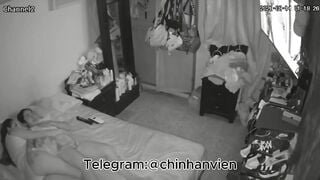 Hack Camera 2 em gái less chơi nhau