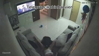 Hack Camera Địt Vợ Dâm Ở Phòng Khách