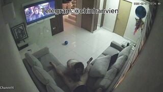 Hack Camera Địt Vợ Dâm Ở Phòng Khách