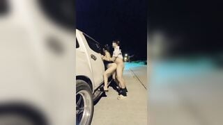Trong lúc đợi cứu hộ, Cặp đôi Public Djt nhau Giữa đường bóp vú.doggy rên rỉ