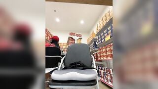 Siêu Thị WinMart bé nhân viên lồn nhiều nước vừa làm vừa bán quạt - phần 63