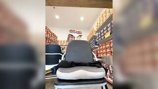 Siêu Thị WinMart bé nhân viên lồn nhiều nước vừa làm vừa bán quạt - phần 67