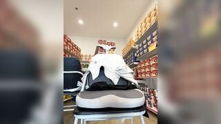Siêu Thị WinMart bé nhân viên lồn nhiều nước vừa làm vừa bán quạt - phần 68