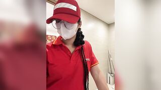 Siêu Thị WinMart bé nhân viên lồn nhiều nước vừa làm vừa bán quạt - phần 71