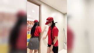 Siêu Thị WinMart bé nhân viên lồn nhiều nước vừa làm vừa bán quạt - phần 71