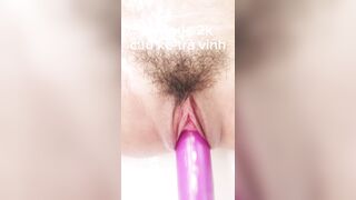 Thủ dâm cho vợ rên la bắn nước té đái