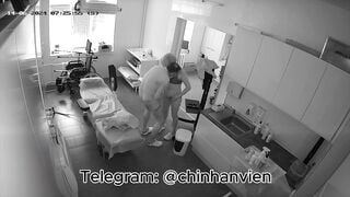 Hack Camera Phòng Khám Bác Sĩ Ngoại Tình Với Điều Dưỡng Phòng Khám