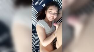 Tuổi trẻ ko muốn quên lãng em gái 2k9 cho thằng bạn thân đụ 1 phát cuối rồi chấm dứt.