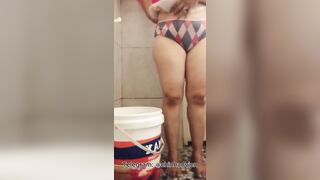 Chị Gái Múp Thay Đồ