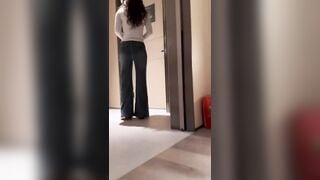 Check hàng ở KS, Gạ lễ Tân Chubby vào Phòng Móc Lồn thủ dâm