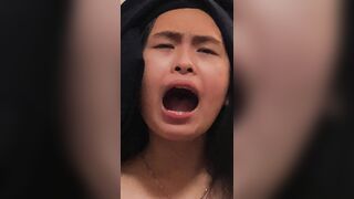 bé nó lên cơn nứng mà không được địt là vật đó