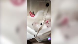 Ngắm cái lồn này 1p tốn 100k cx đáng