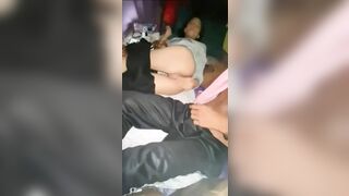 Lần đầu được em gái 2k10 lồn múi mít cho đụ mà họ cứ chọt nhầm lỗ đít.