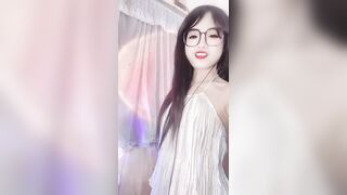 Nhibaby gương mặt triển vọng trong làng giải trí