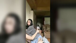 Em họ đang lên cơn nứng gạ Đụ a