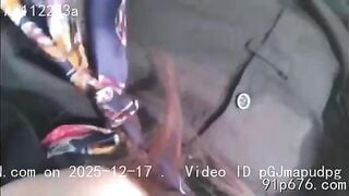 Public ngoài đường vào ban ngày không sợ bị phát hiện