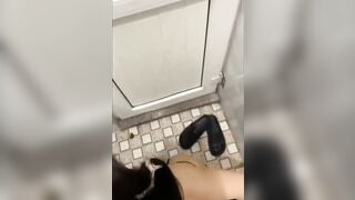 Anh ơi sướng quá đâm vào lồn em đi, lồn em nhiều nước thế phần 1
