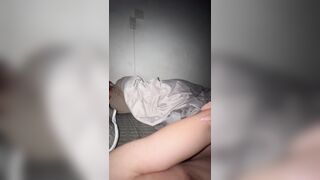 ngủ ké phòng em ghệ vú to