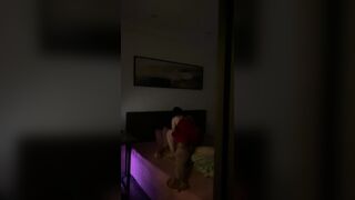 Chị họ vô nhìn cho biết khi vợ chồng chị đụ nhau