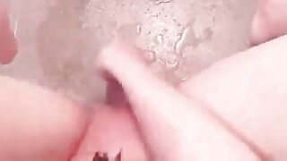 Ai biết được trong đt con e Vợ có những gì, Clip nó Thủ Dâm ko à