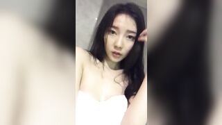 Gái Xinh Thủ Dâm 11