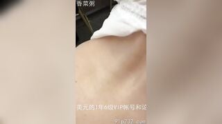 Con gái nghe điện thoại bố lúc bú cặc bạn trai