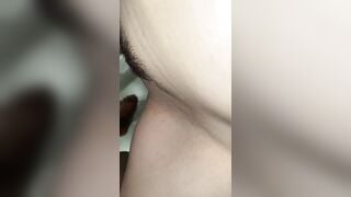 Vú to làm đủ trò với em trong phòng tắm 2