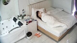 Đặt cam ở phòng ngủ địt em người yêu chubby vú to lồn ngon địt dâm đãng p1