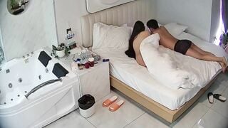 Đặt cam ở phòng ngủ địt em người yêu chubby vú to lồn ngon địt dâm đãng p1