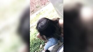 Nhỏ em họ uống bia say bị bóp vú trên xe rồi dừng đái bên đường