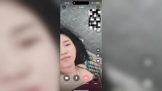 CHỊ THÈM CHÁT SEX LẮM, CÁC E CHÁT VỚI CHỊ NHÉ