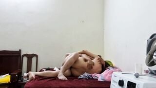 Lộ clip sex cặp vợ chồng chịch nhau cực sung phần 3