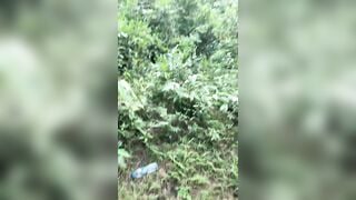 Con bú cho dượng ở đây rồi về nhà địt sau nhé