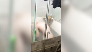 vào sờ mó bạn chị gái đang ngủ nứng vcl