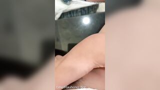 Đang đi học thì bé nó lại nứng bướm