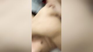 “m đút vào nhanh lên cứ cạ ngoài ngyeu t về bây giờ”