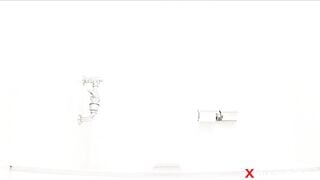 Quay lén nhân viên văn phòng đi vệ sinh trong toilet công ty