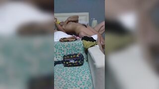 Dì 3 đang cãi nhau với chồng thằng cháu họ bất chấp lao vào đụ dì điên cuồng.