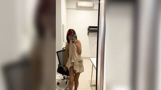 Mình dây khoe dáng trước gương 1